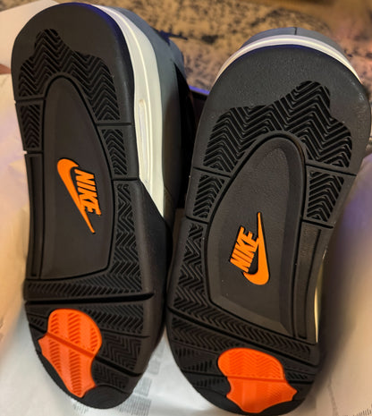 Nike UNDEFEATED X JORDAN AJ 4 RETRO - DEEPGREEN/ CLEMENTINE Size 12