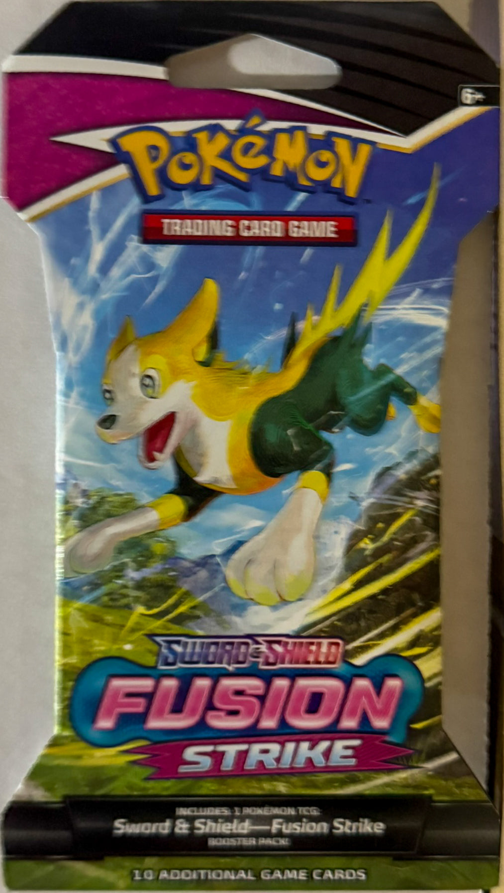 Pokémon TCG: Sword & Shield - Fusion Strike - Sleeved Booster Pack