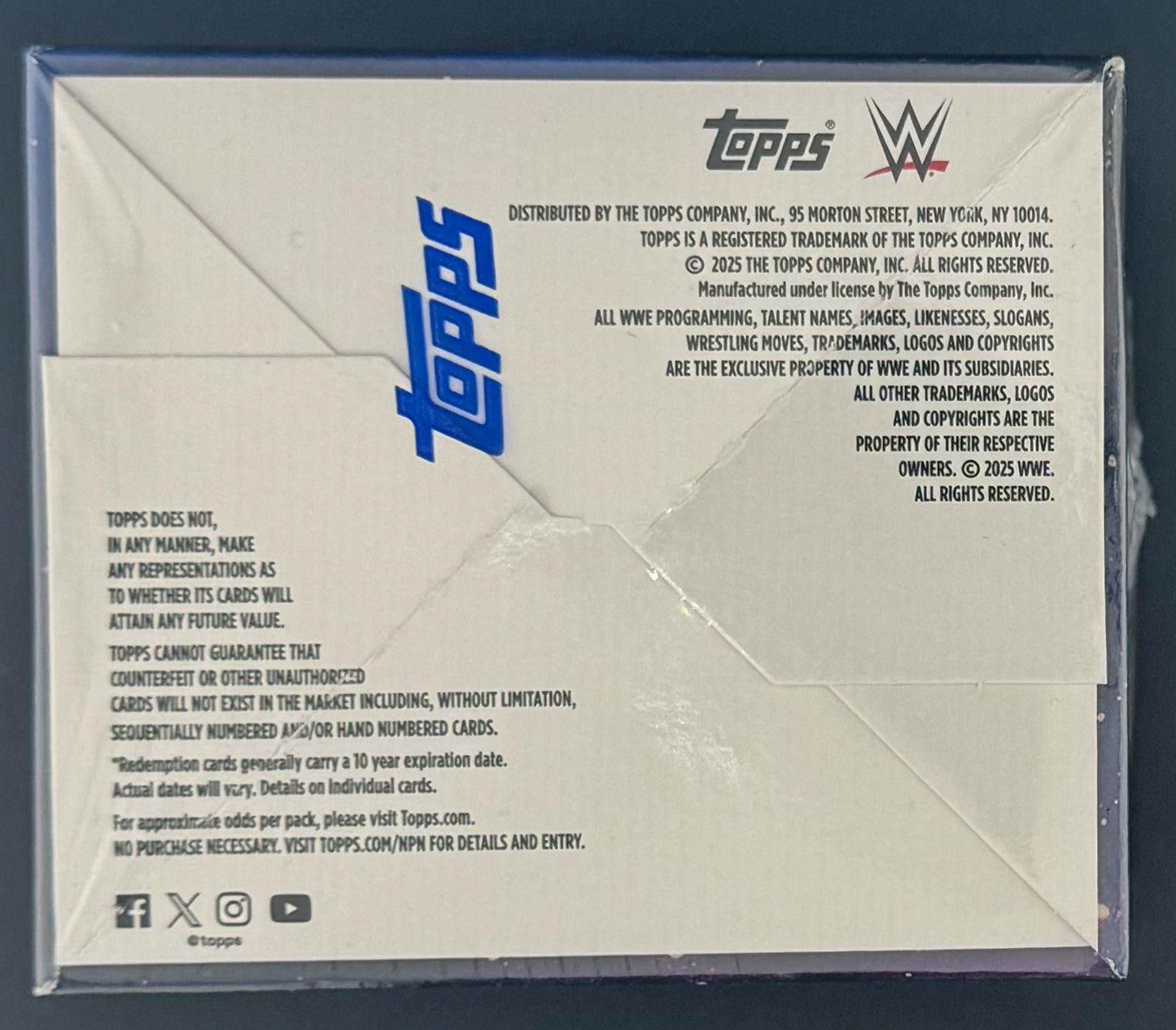 2025 Topps Universe WWE - Hobby Box